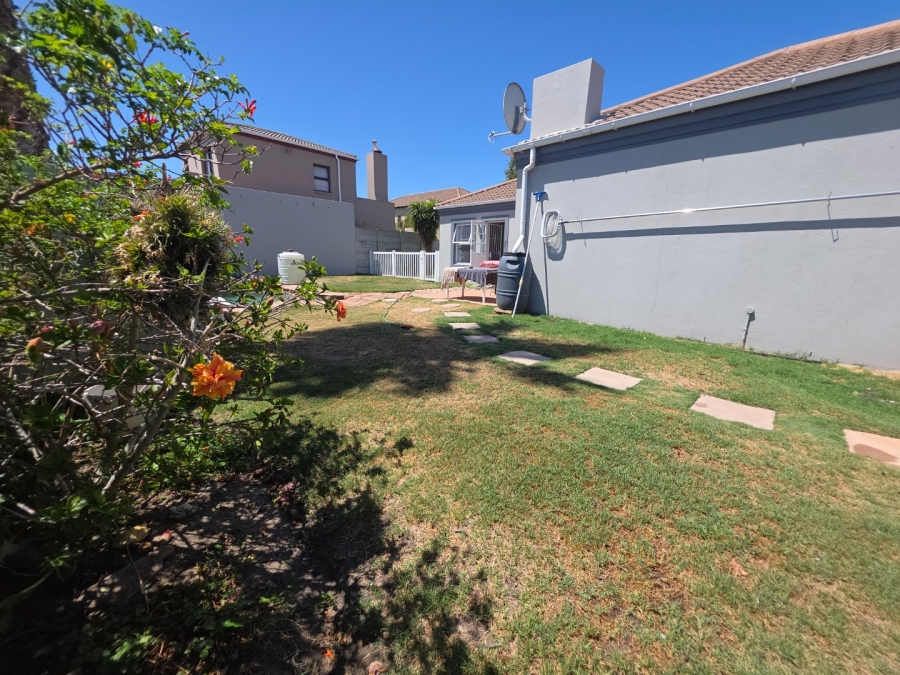 3 Bedroom Property for Sale in Parklands Western Cape